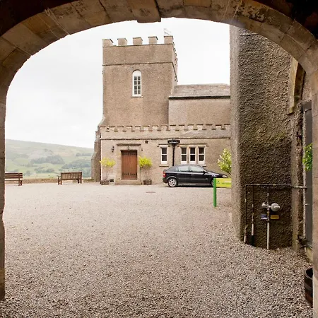 Yha Grinton Hostel
