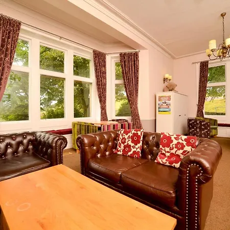 Yha Grinton Hostel